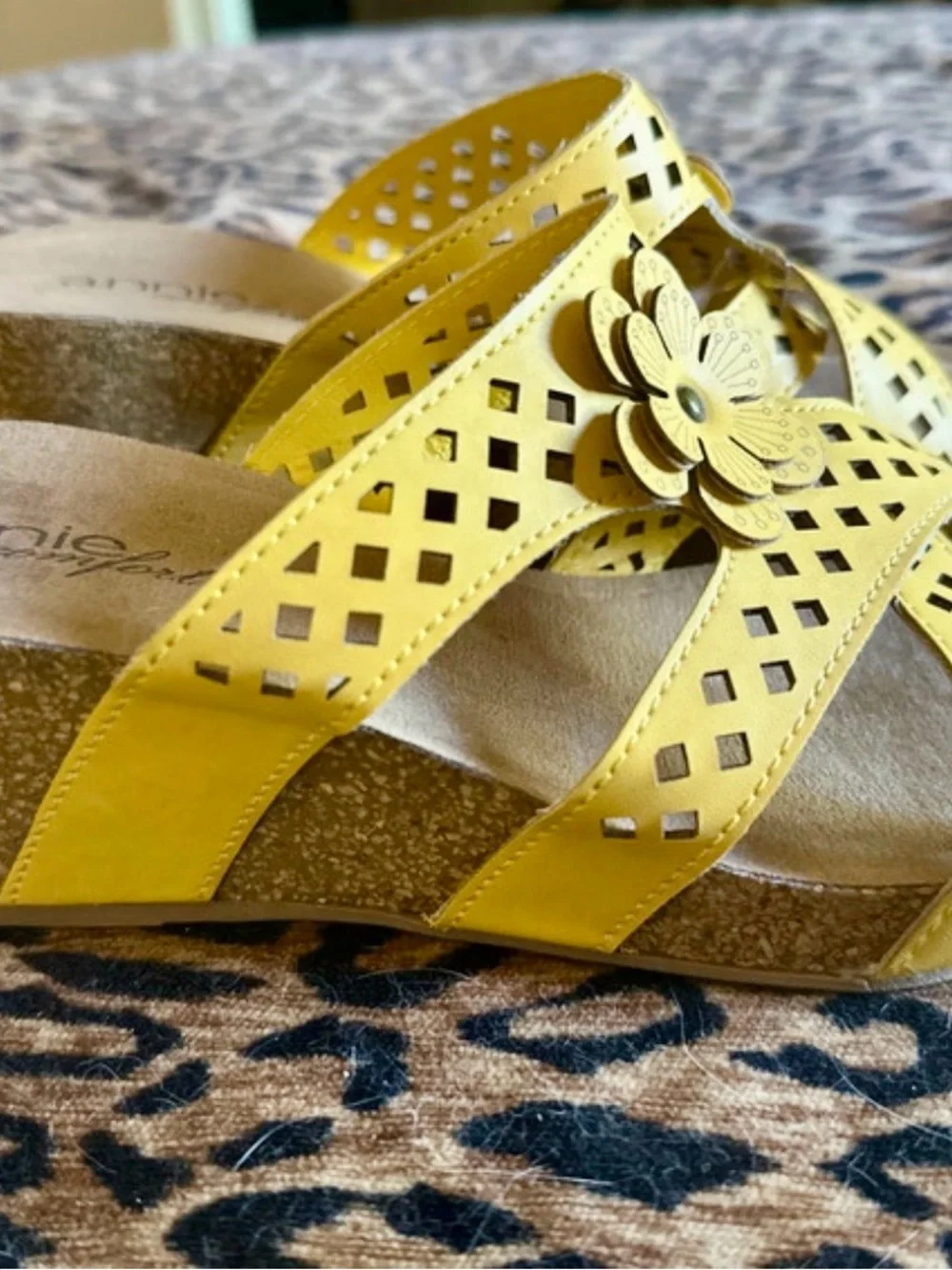 Yellow Annie Comfort Floral Leather Slide Sandals